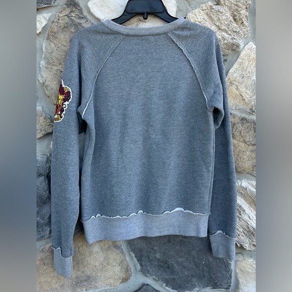 Harry Potter Gryffindor Sweatshirt Gray XS Universal Studios Wizarding World - Picture 2 of 7